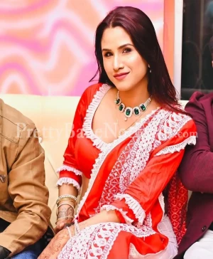 Sara Laxmi – Housewife Escort in Goa | Mature, Discreet & Passionate Companion