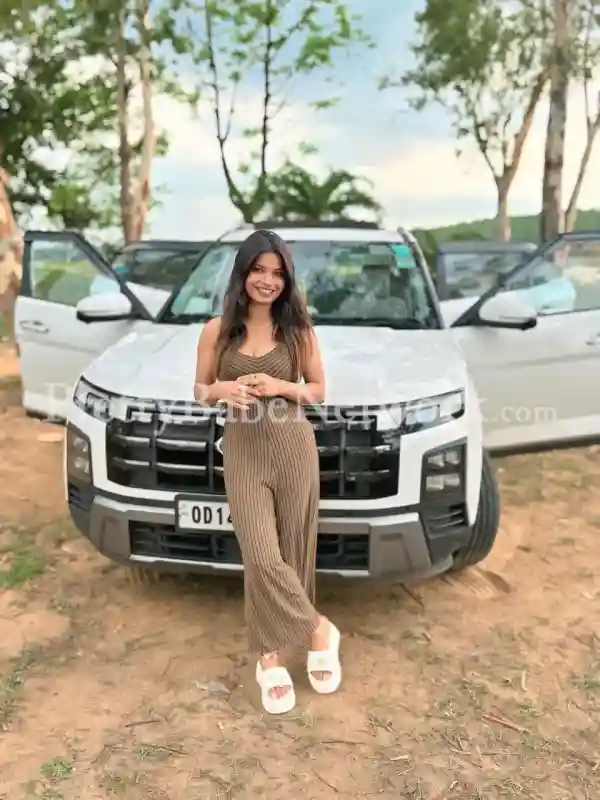 Jasmin Lamha – Independent Escort in Goa | Sensual & Discreet Call Girl Experience