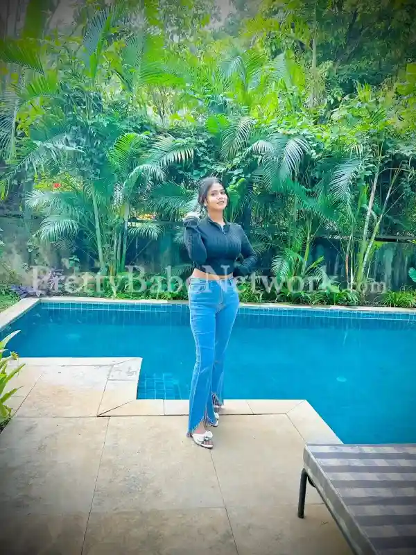 Riya Kapoor – your Independent escort - Indian escort in Goa