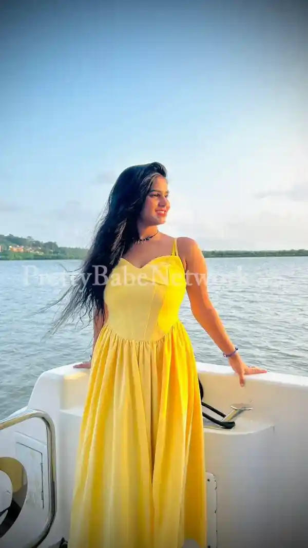 Riya Kapoor – your Independent escort - Indian escort in Goa