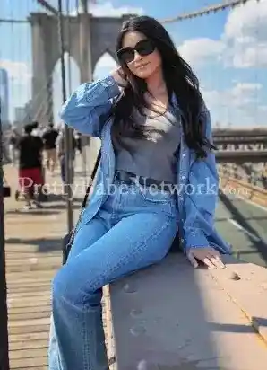 Divya Joshi | Incall & Outcall Escorts in Arambol Beach, Goa