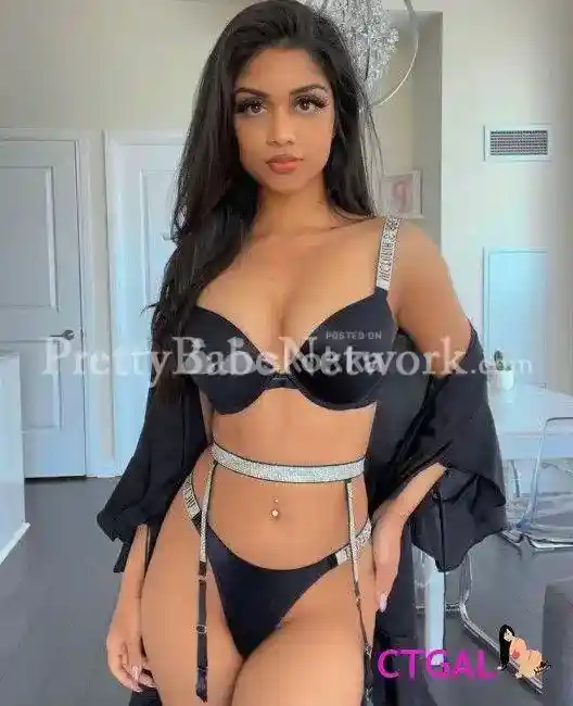 Alluring Amrita – 22-Year-Old VIP Escort in Anjuna Beach, Goa