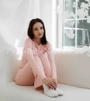 Komal Thakre – VIP Beach Escort in Anjuna, Goa Hotels